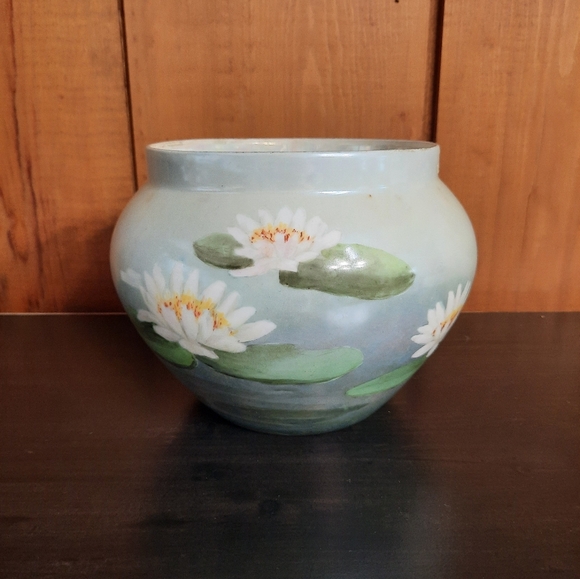 Vintage Limoges France T&V Tressemann & Vogt Handpainted Signed Planter - Picture 1 of 16